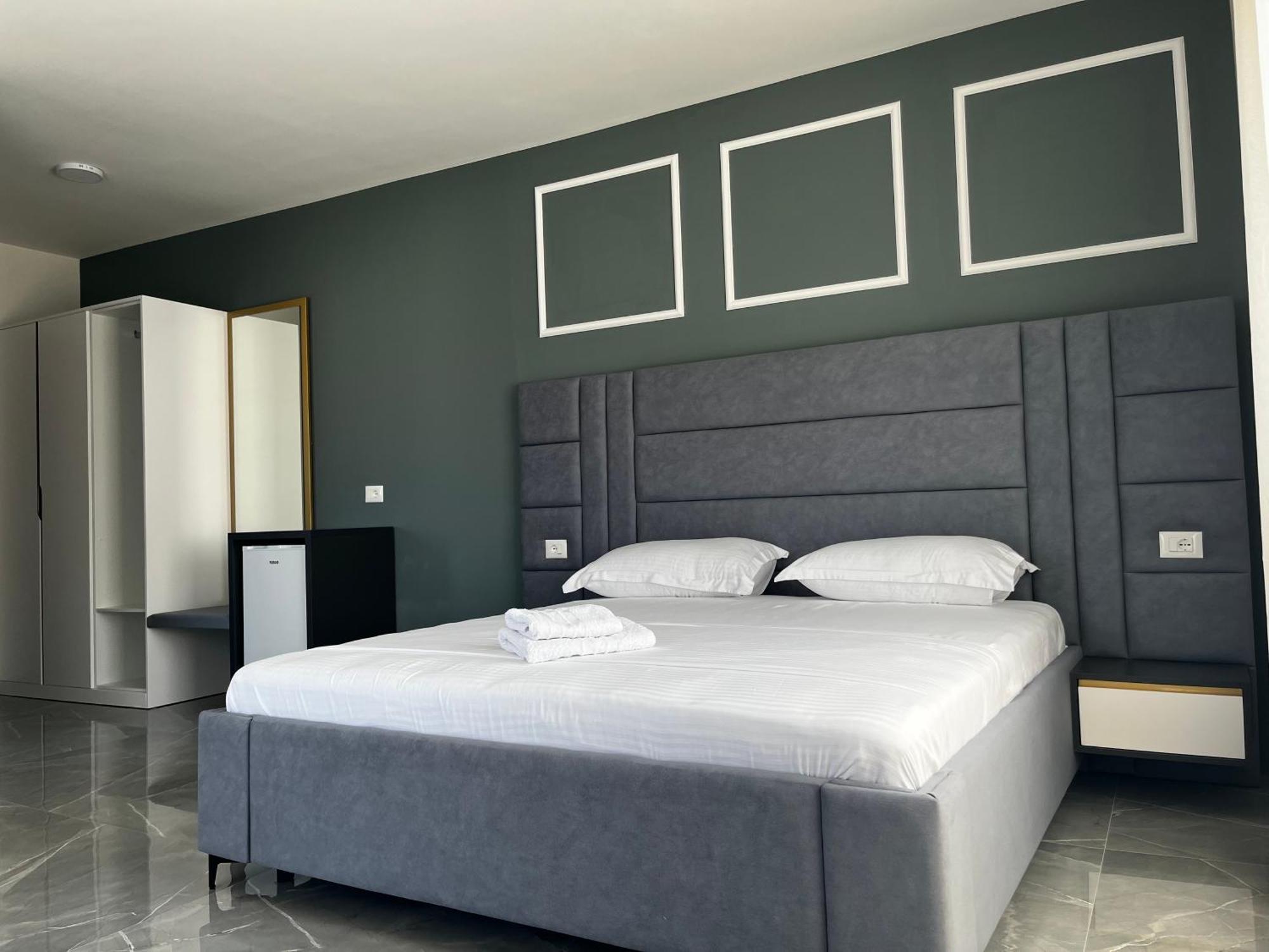 Leodori 3 Suites Shëngjin Εξωτερικό φωτογραφία